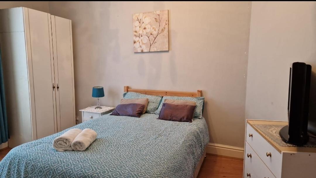 Spacious Double Room In Anfield リヴァプール エクステリア 写真